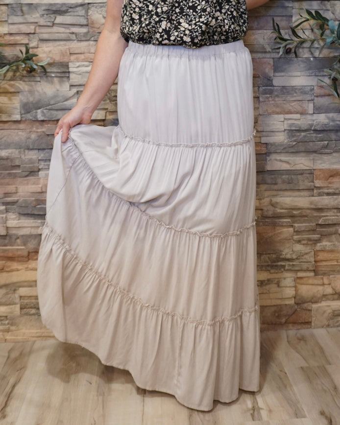 4-Tiered Maxi - Stone
