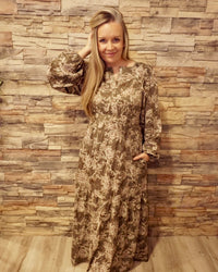 Woven Print Tiered Maxi Dress