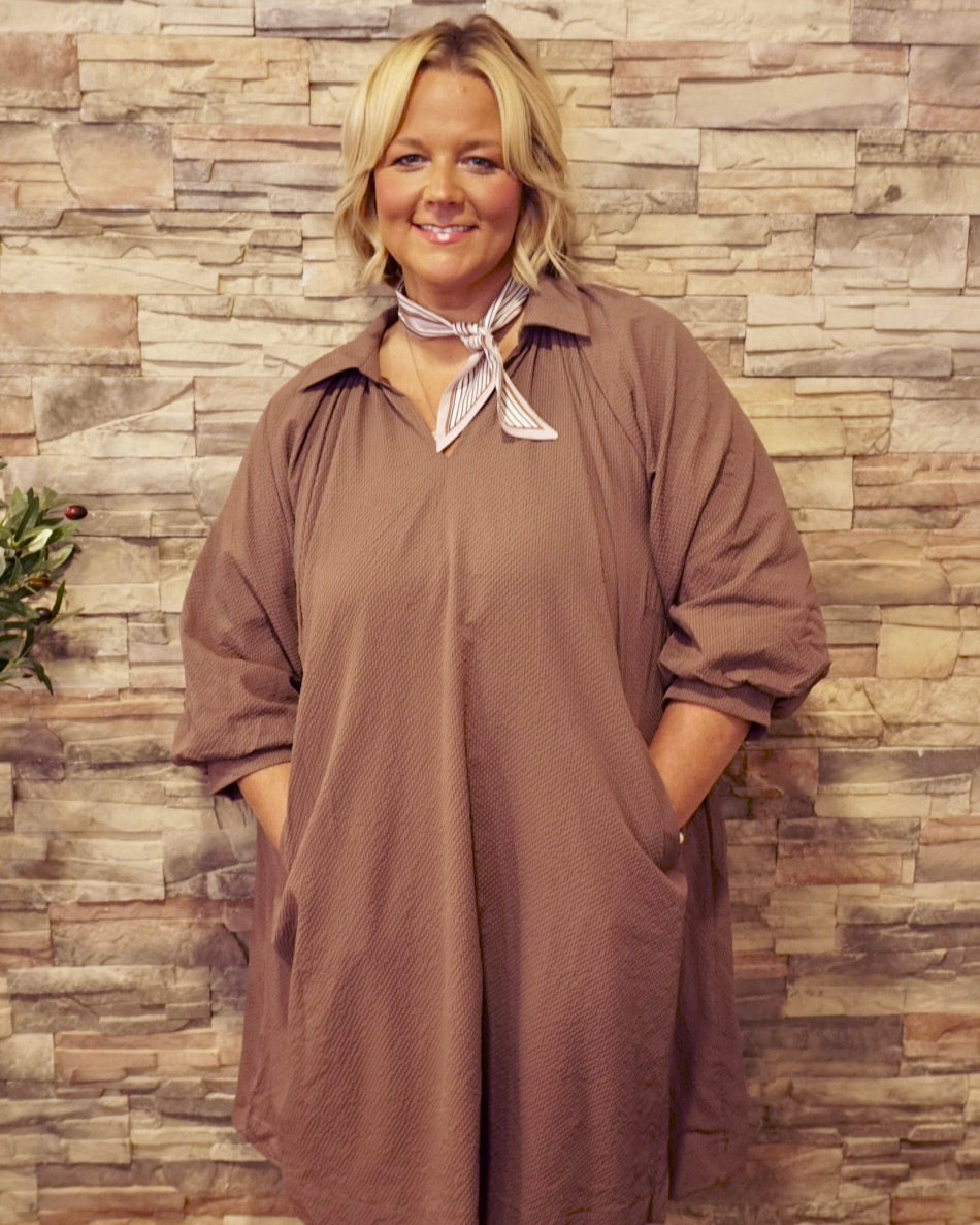 V-Neck Dress w/ Puff Sleeves - Chocolate