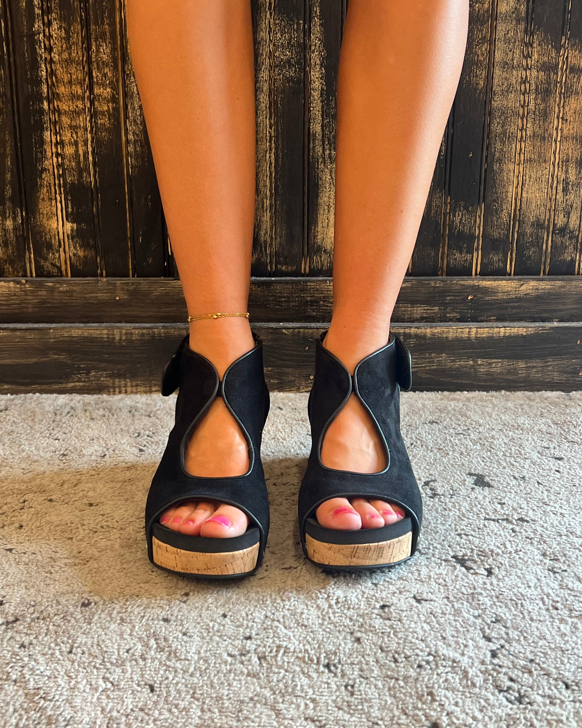 Corky's Frisky - Black