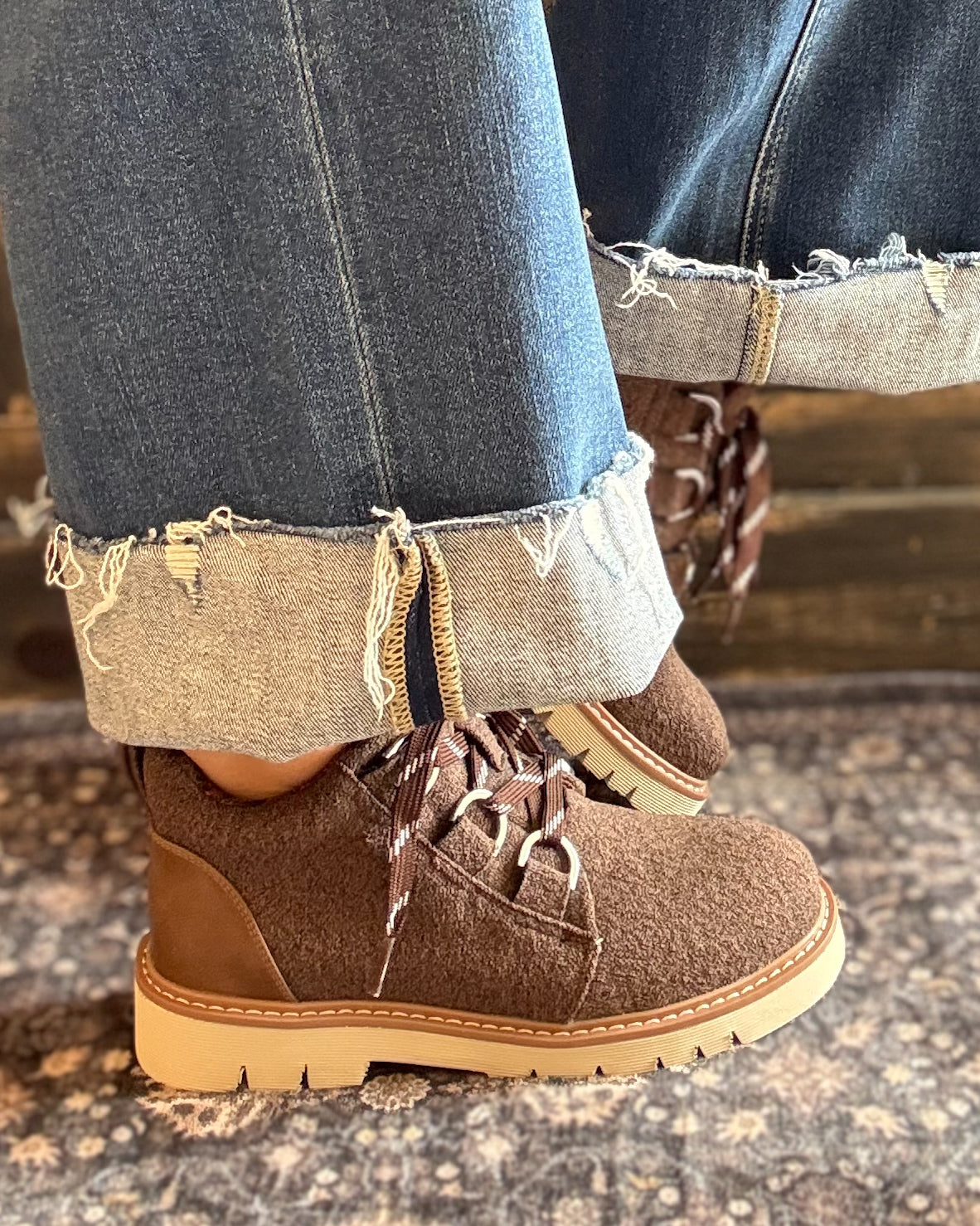 Corky's Campfire-Mocha Texture
