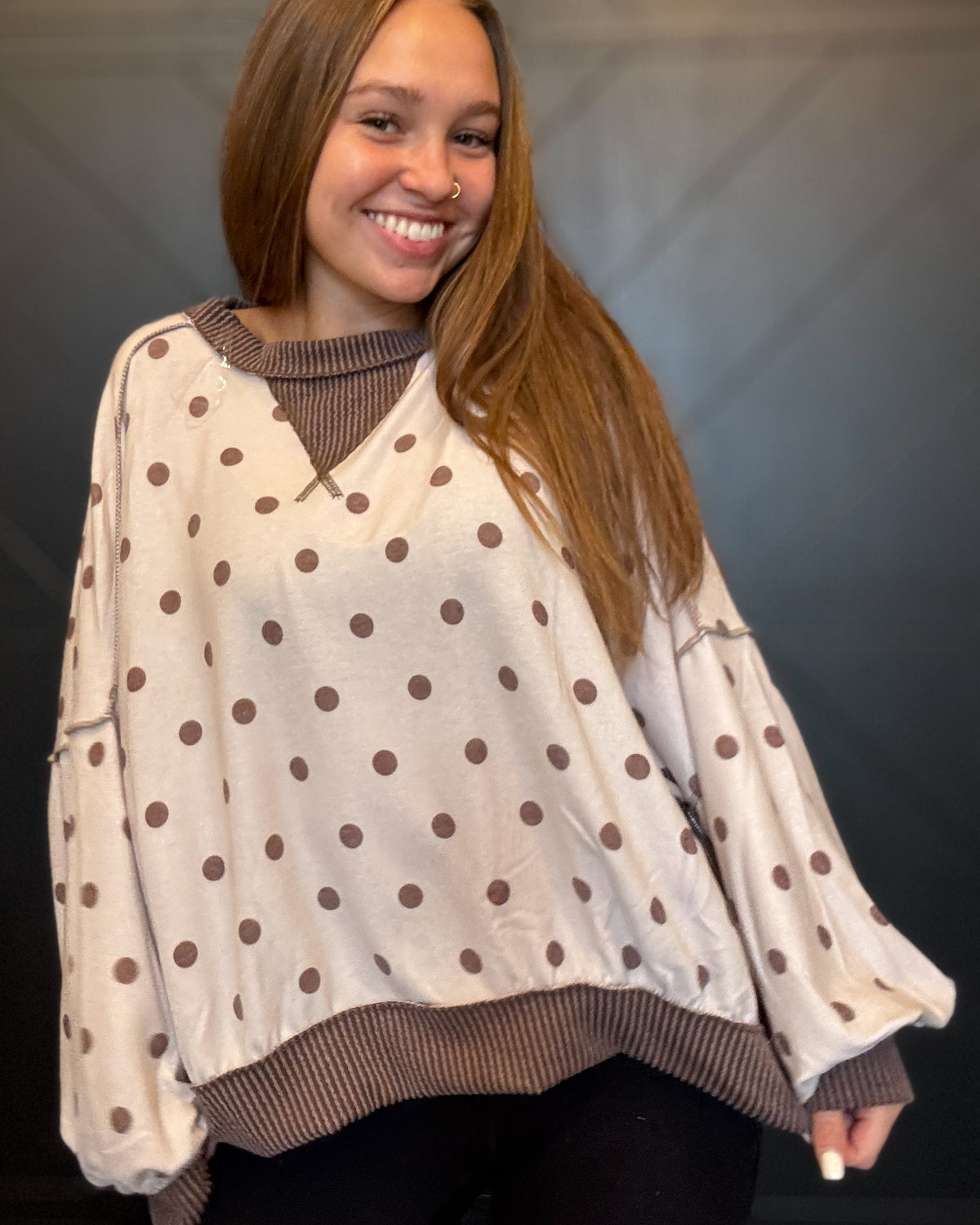 Crew Neck Polka Dot Reverse Stitch Pullover