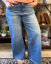 27" Mid Rise Cropped Wide Leg Jeans