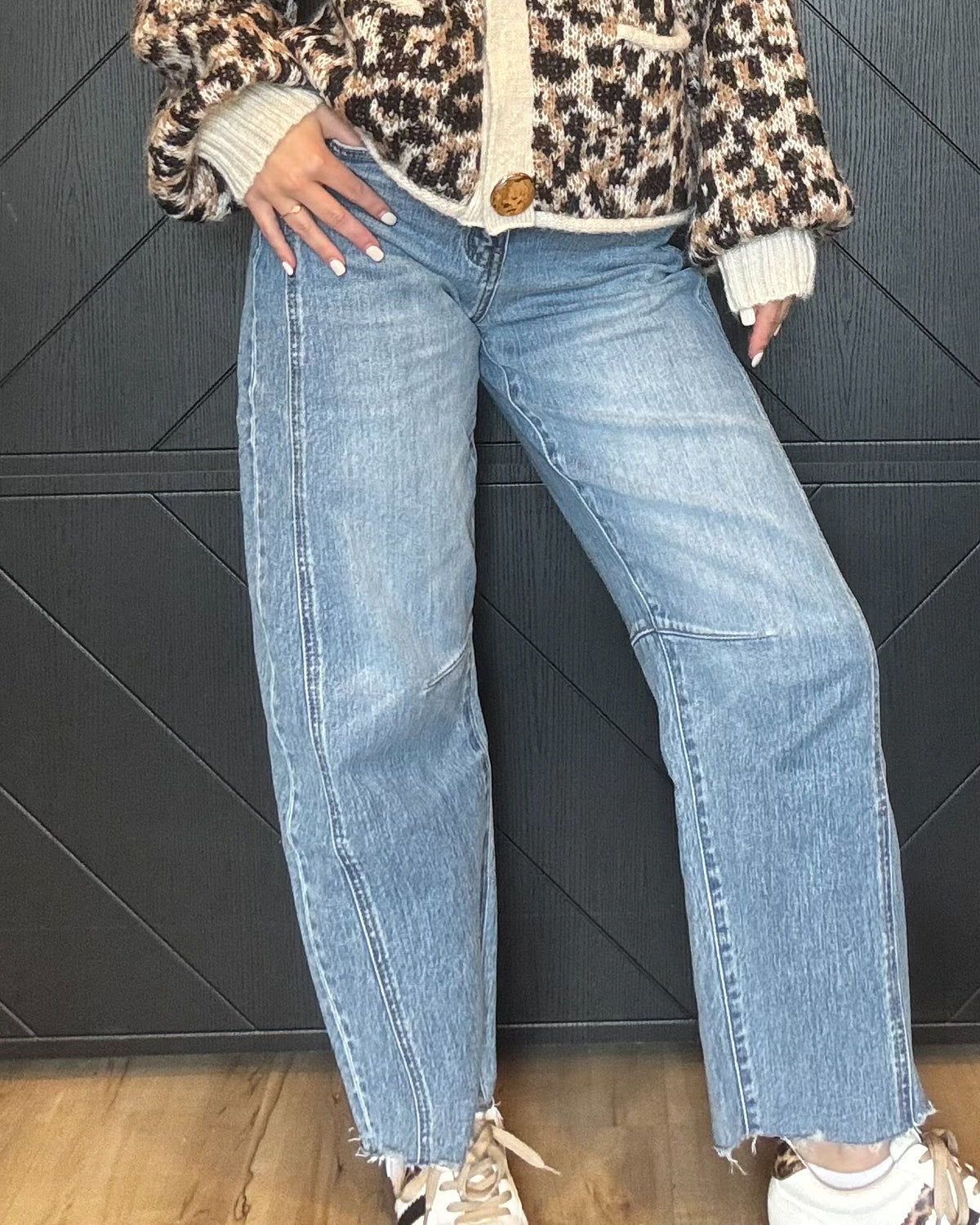 Kate-High Rise Raw Hem Seam Barrell Jeans
