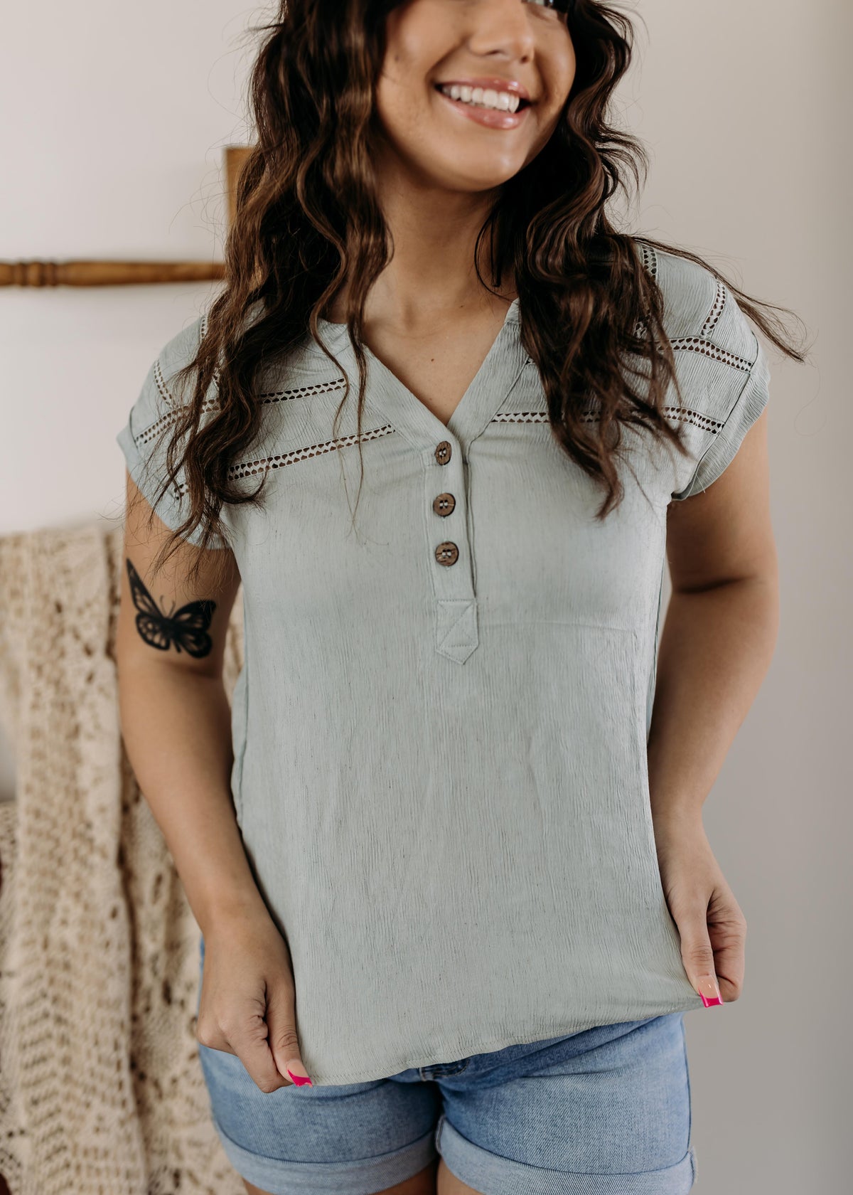 Crochet Trim Short Sleeve Blouse