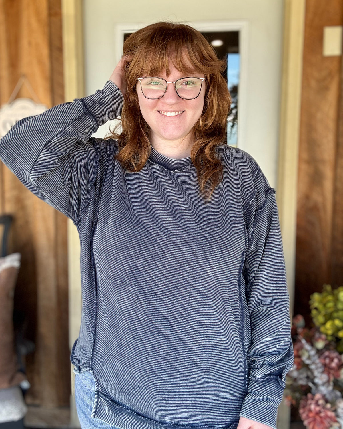 Acid Washed Exposed Seam Pullover-Navy