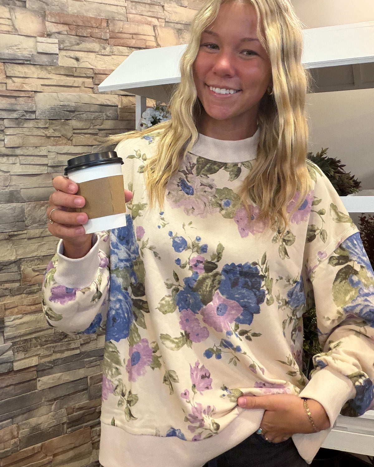 Floral Print Sweatshirt-Cream Mix