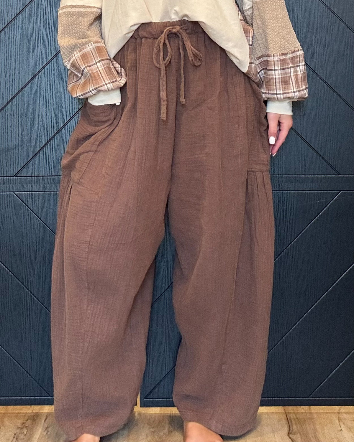 Wide Leg Cargo Pants-Chocolate