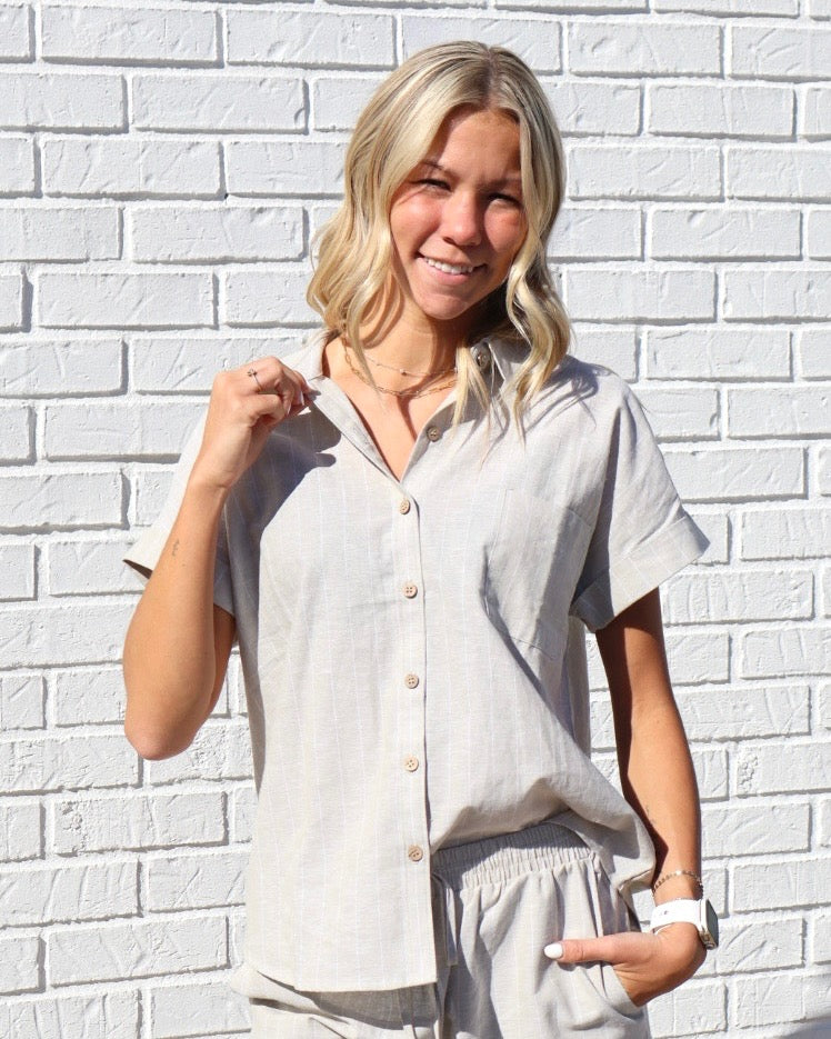 Collared Short Sleeve Shirt-Olive