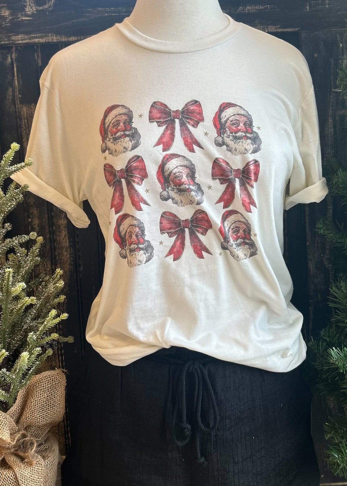 Santa and Bows Tee