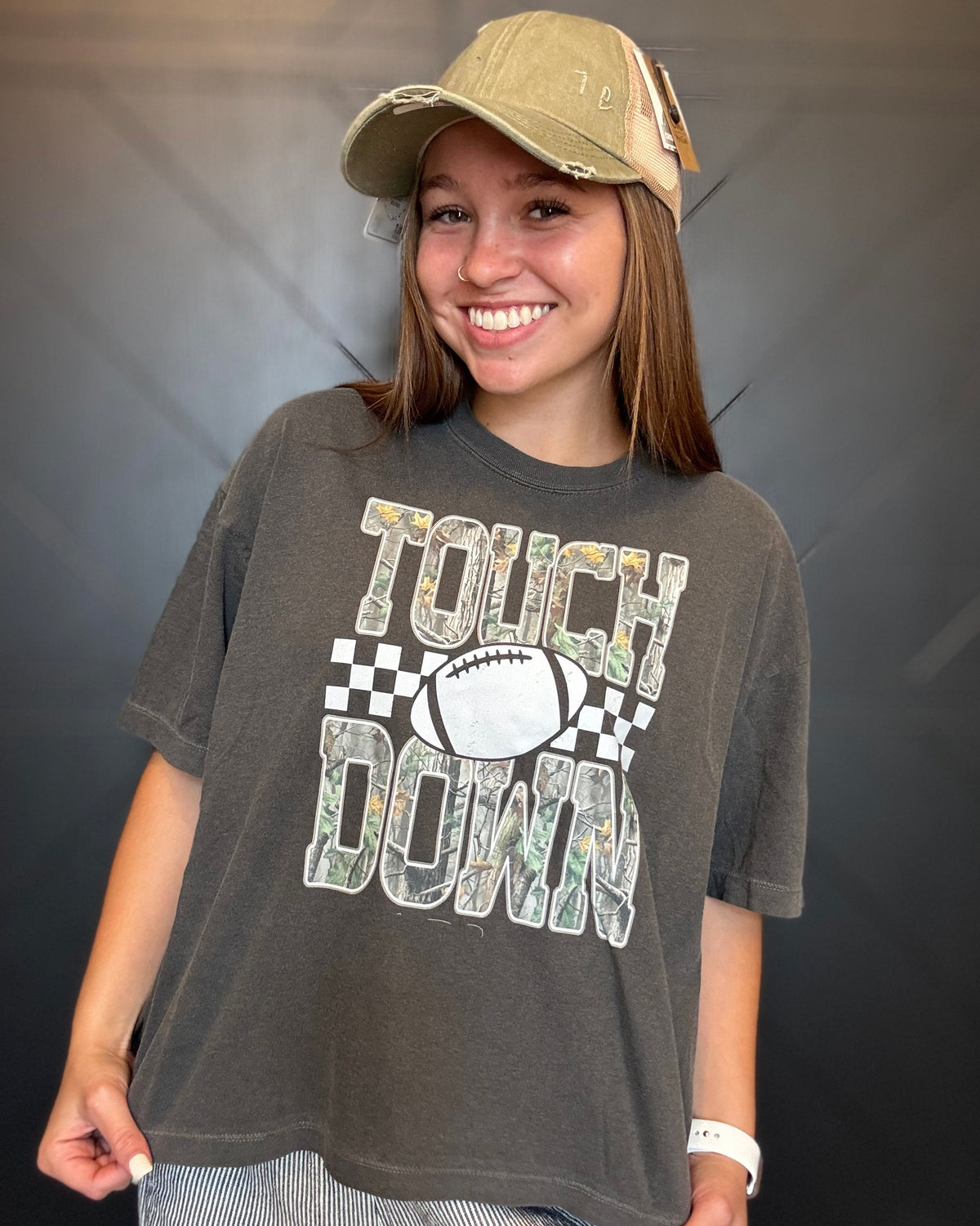 Touchdown Camo-Pepper Cropped Tee