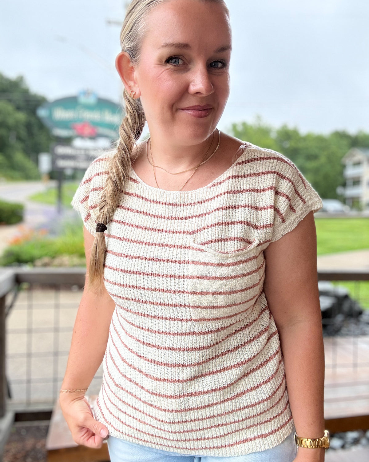 Ivory/Rust Striped Light Weight Sweater