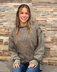 Acid Washed Exposed-Seam Pullover - Brown