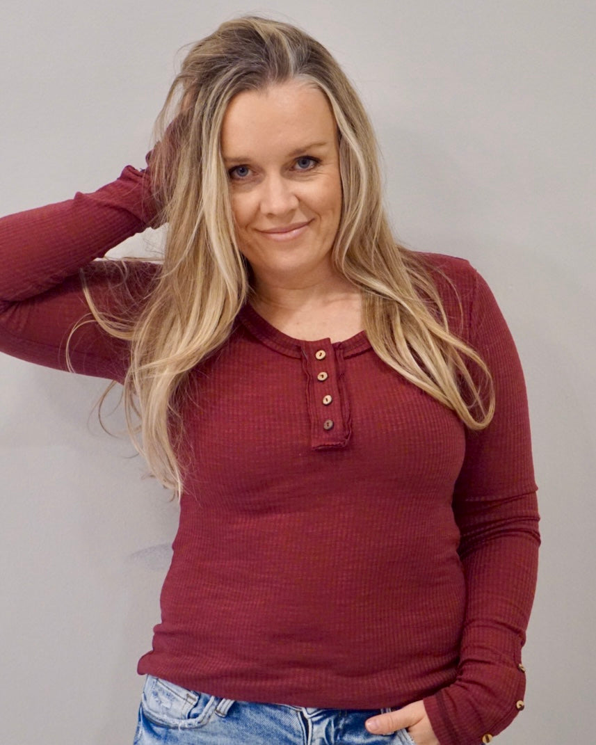 Ribbed Henley Fitted Long Sleeve - Wine