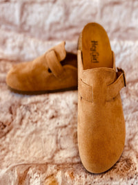 Corky’s One For The Books - Camel Suede