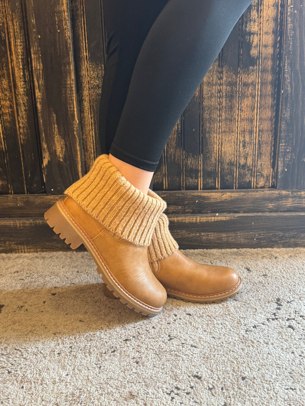 Corky's Quiver - Caramel