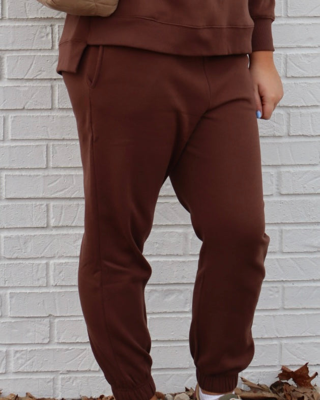 Fleece Joggers w/ Pockets - Brown