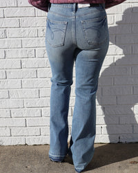Judy Blue - Tummy Control Slim Bootcut Jeans