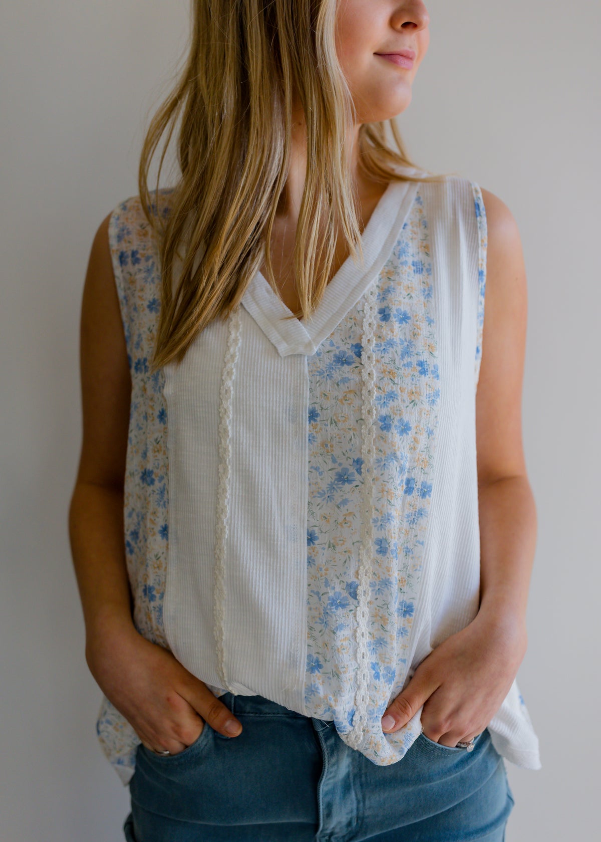 Oversized Sleeveless Lace Trim Top