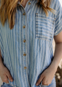 Stripe Chambray Short Sleeve Top