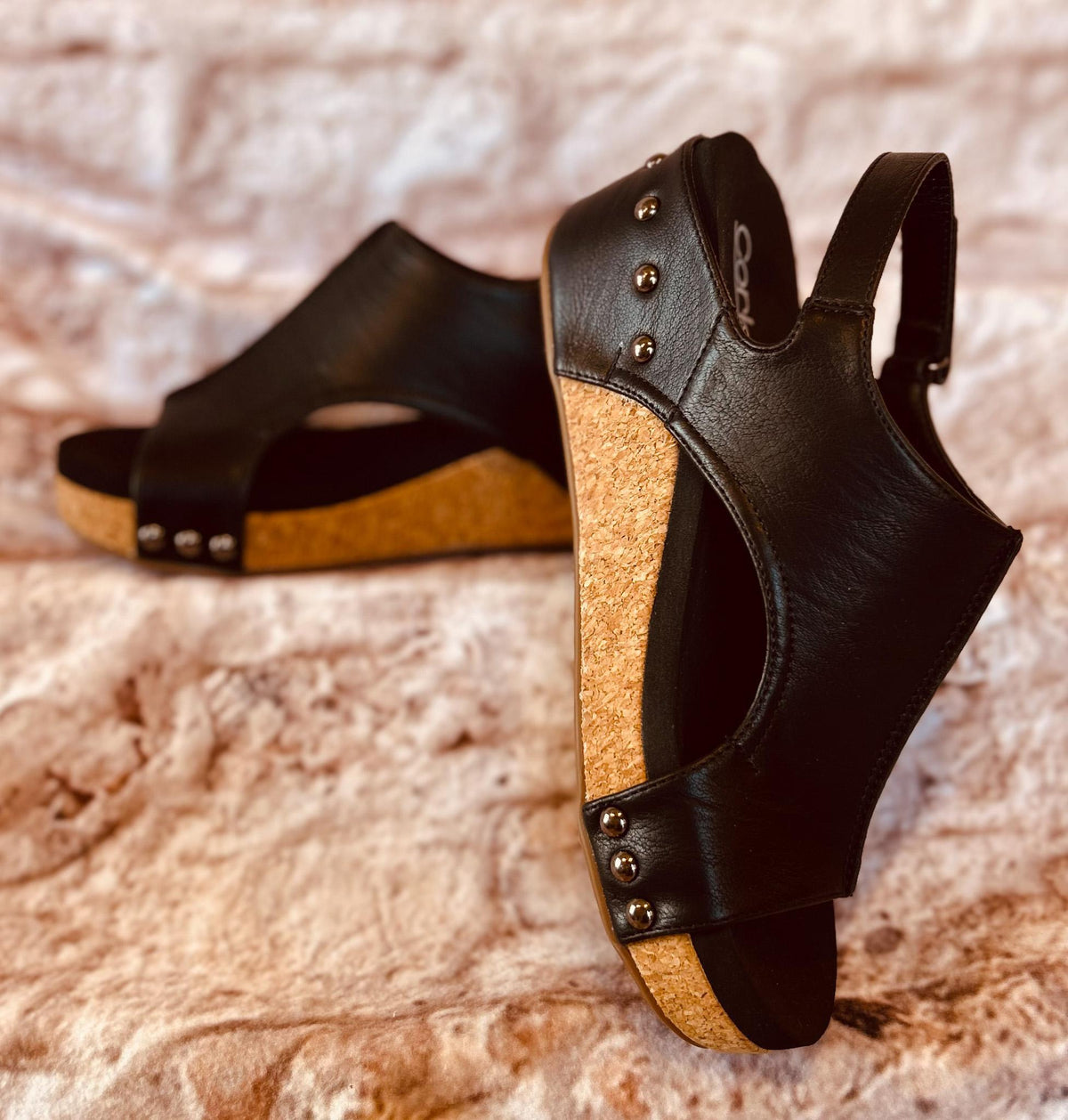 Corky's Volta II - Black