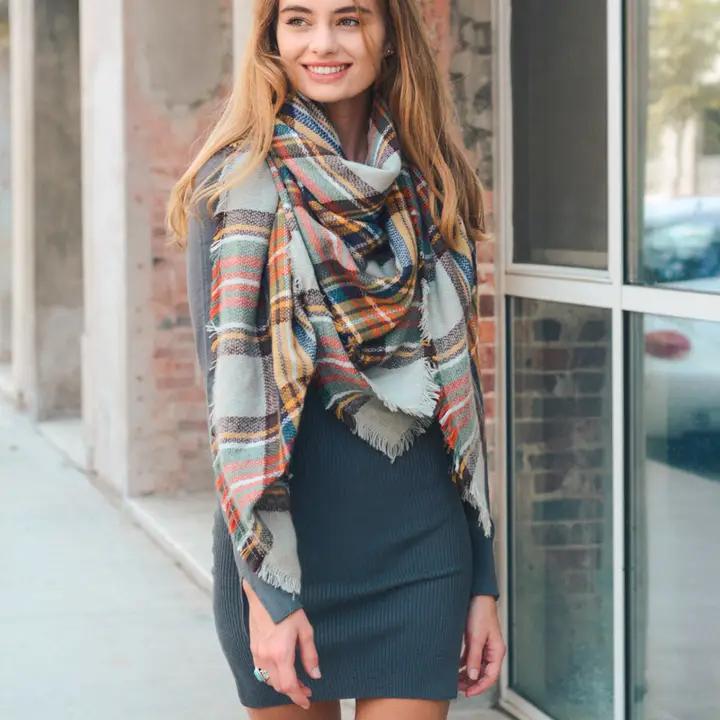 Frayed Flannel Scarf - Gray/Mustard