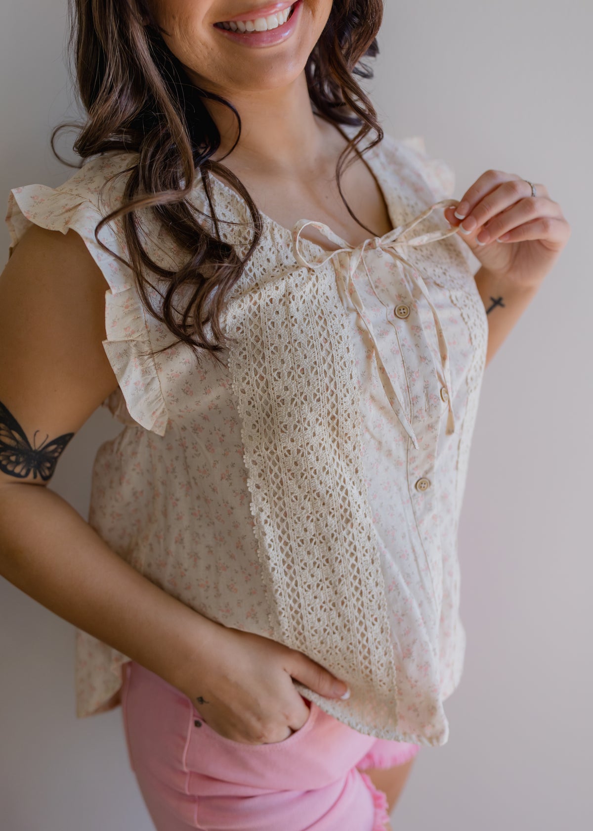 Floral Lace Detail Ruffled Blouse