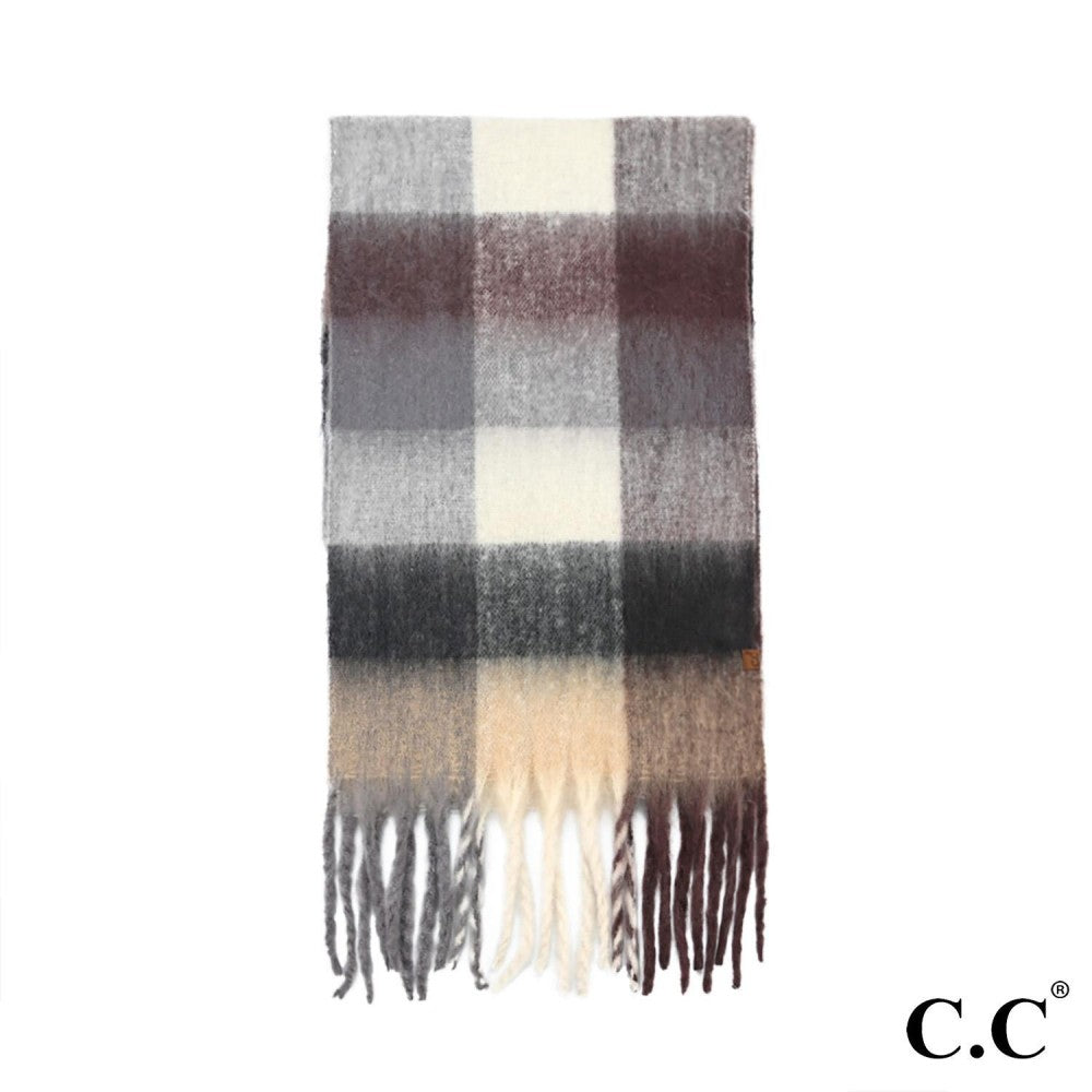 Checkered Pattern Scarf