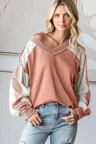 Lace Contrast V-Neck Top - Peach