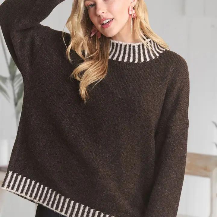 Edge Accent Sweater - Brown