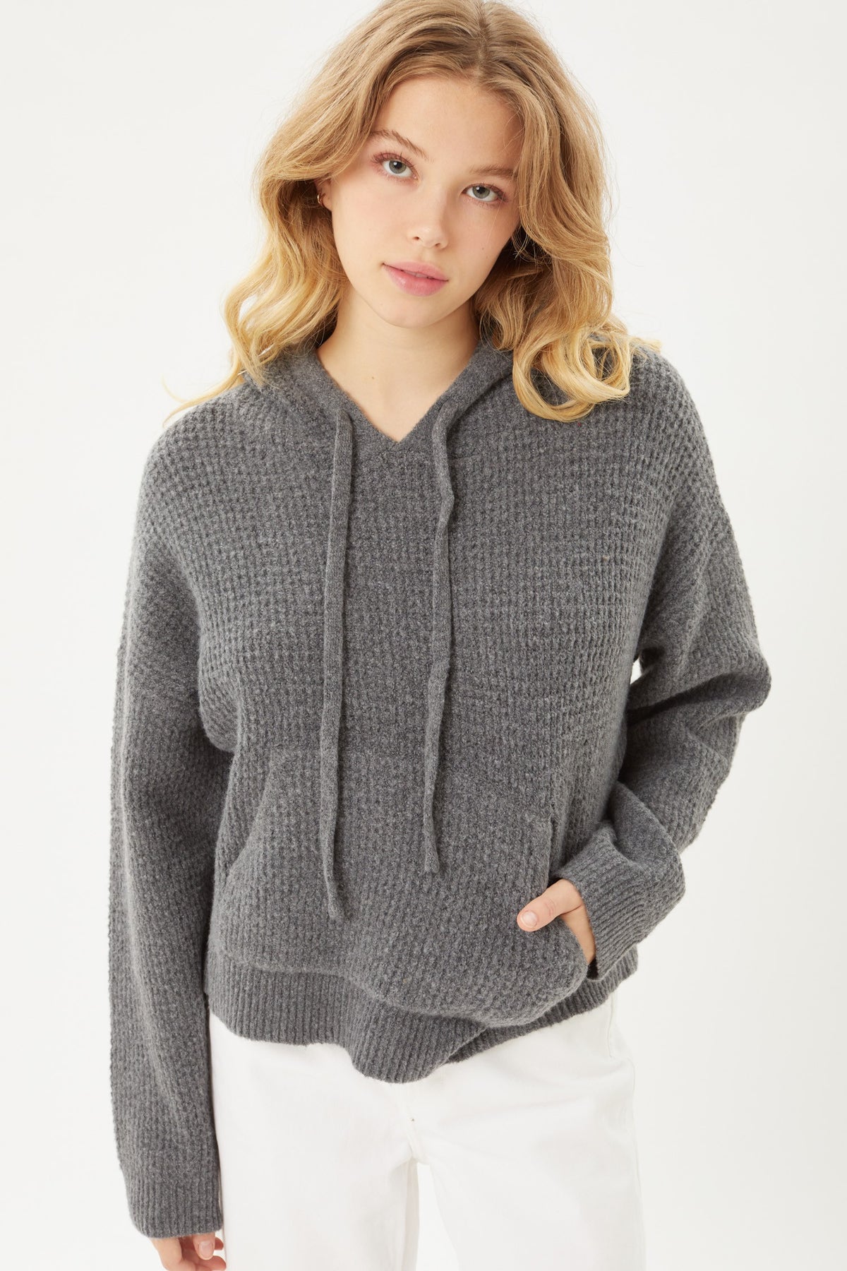 Drawstring Hoodie w/ Pocket