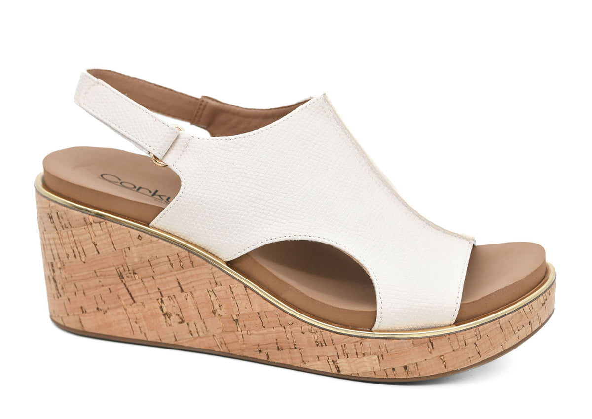 Corky's Carley - Ivory Lizard 2
