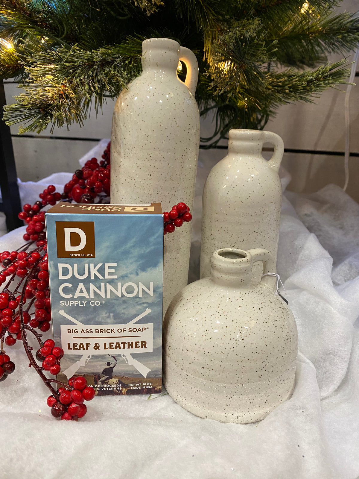 Duke Cannon Big Ass Brick Of Soap - Leaf & Leather